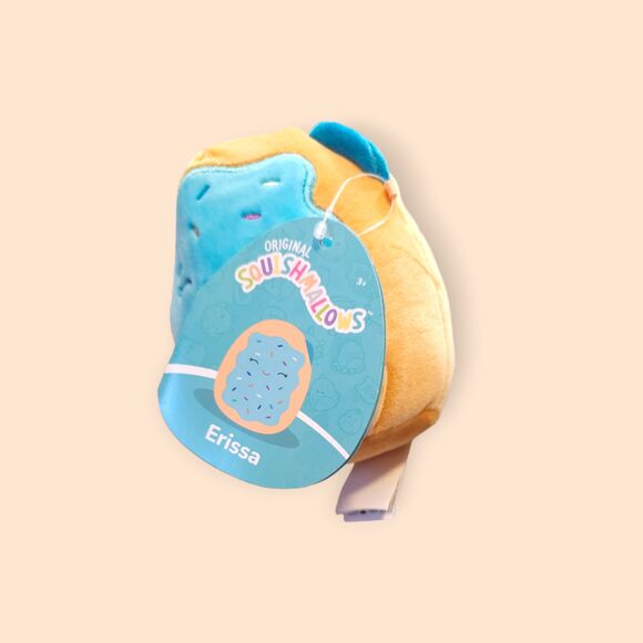 Erissa Squishmallow - Picture 2 of 3